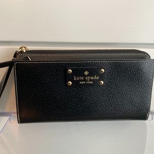 Kate Spade Large Wallet Wristlet - Black